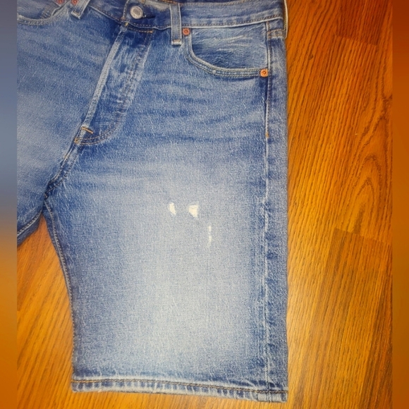 Levi’s 501 Denim Distressed Jean Shorts W30 A60 Waterless - Picture 3 of 11